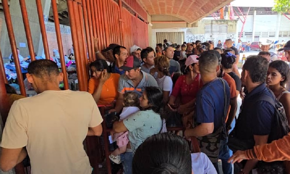 Venezuelans displaced in Colombia: «I came fleeing from Maduro and now I have to flee from the guerrillas»