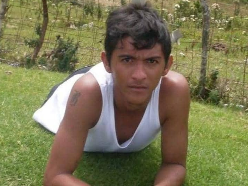 Citizens cry out for the freedom of José Daniel Timaure, a construction worker from Carora accused of “terrorism”
