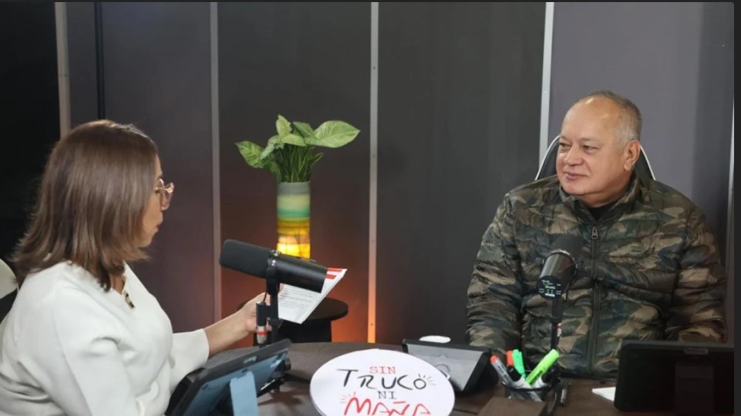 Diosdado Cabello acusó a la oposición de empañar los carnavales diciendo que «La Guaira es niche»