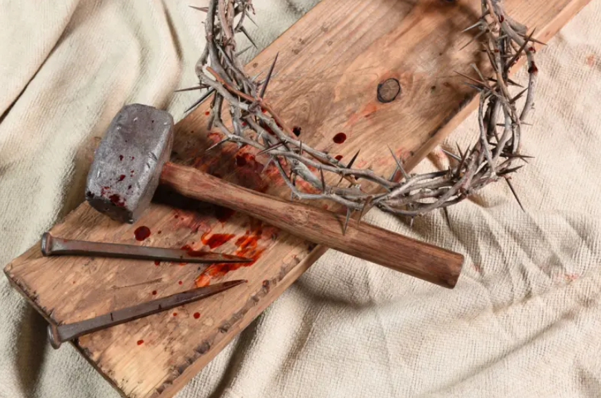 De instrumento de tortura a signo de fe: cómo la cruz se convirtió en el símbolo del cristianismo