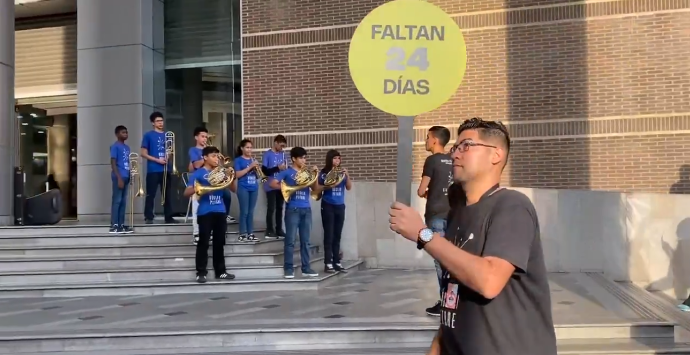 «Faltan 24 días»: misterioso conteo regresivo de El Sistema intriga a usuarios en Caracas (Video)