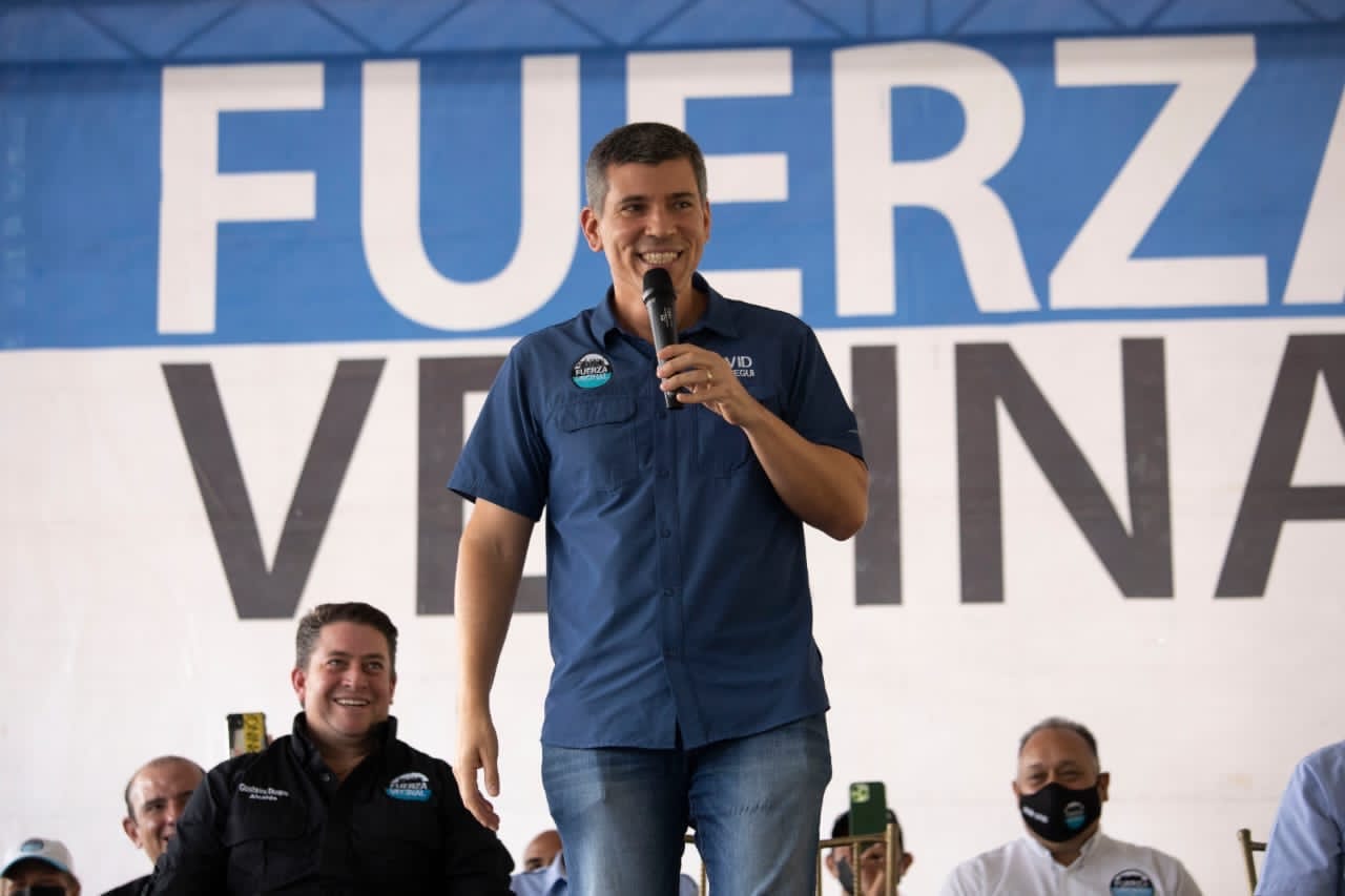 David Uzcátegui encabeza lista de Fuerza Vecinal para la farsa electoral convocada por el chavismo
