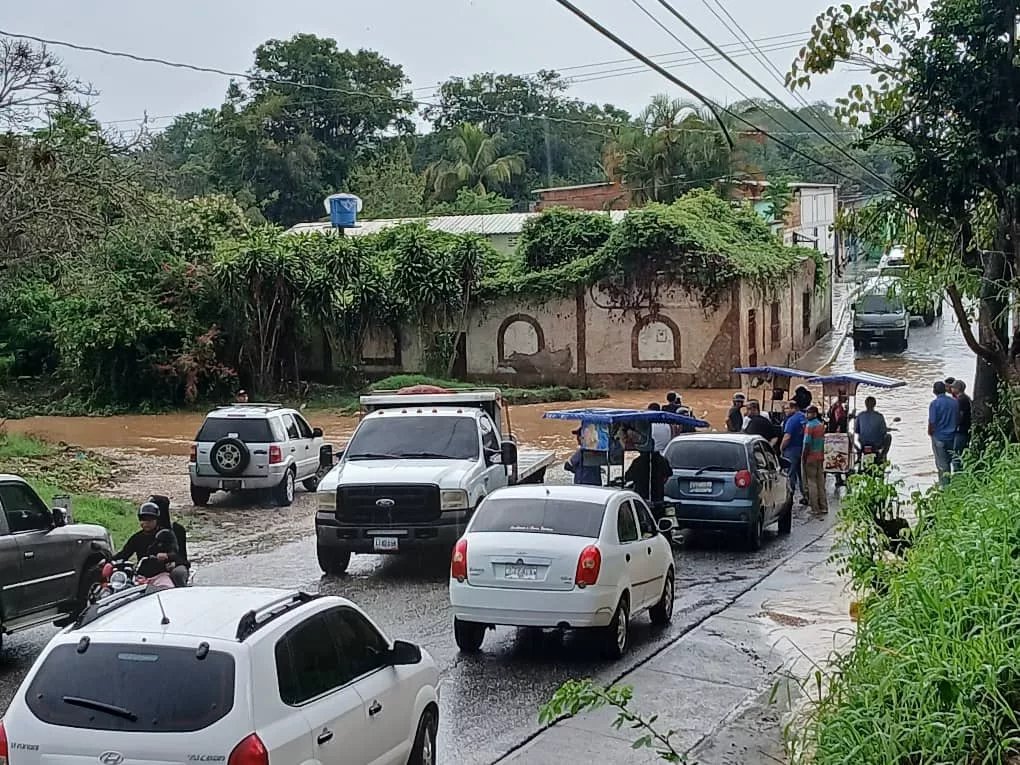 Lluvias afectaron varios sectores en Lara: decenas de familias están en riesgo