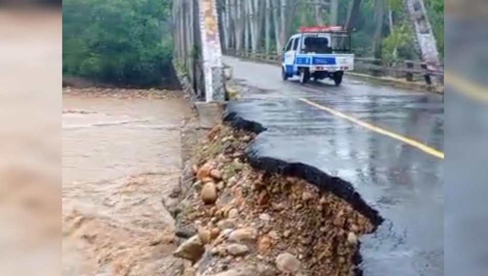Las intensas lluvias y el río La Yuca en Barinas afectan nuevamente la Troncal 5