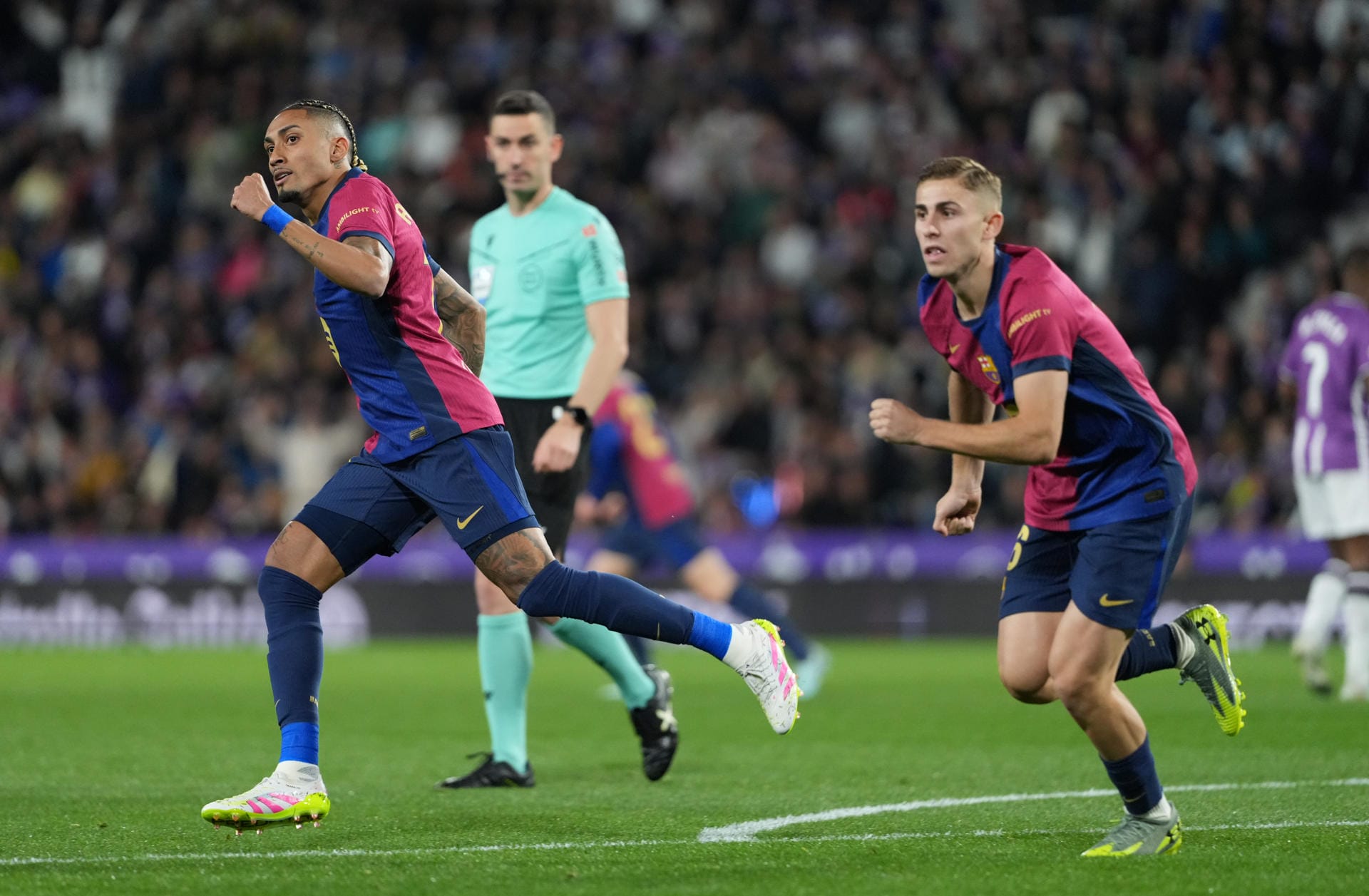 Raphinha superó la mejor marca de participación directa en goles de Neymar en Europa