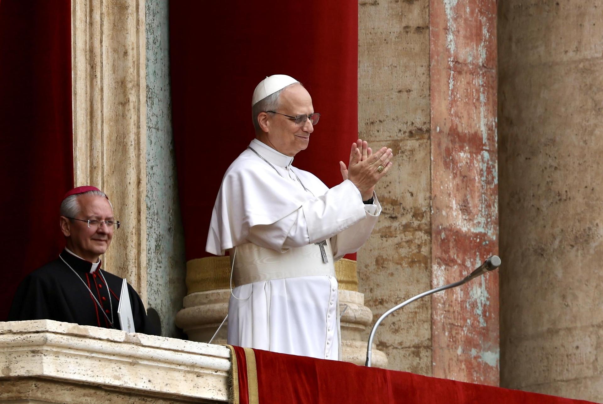 «Nunca más la guerra», clama el papa León XIV