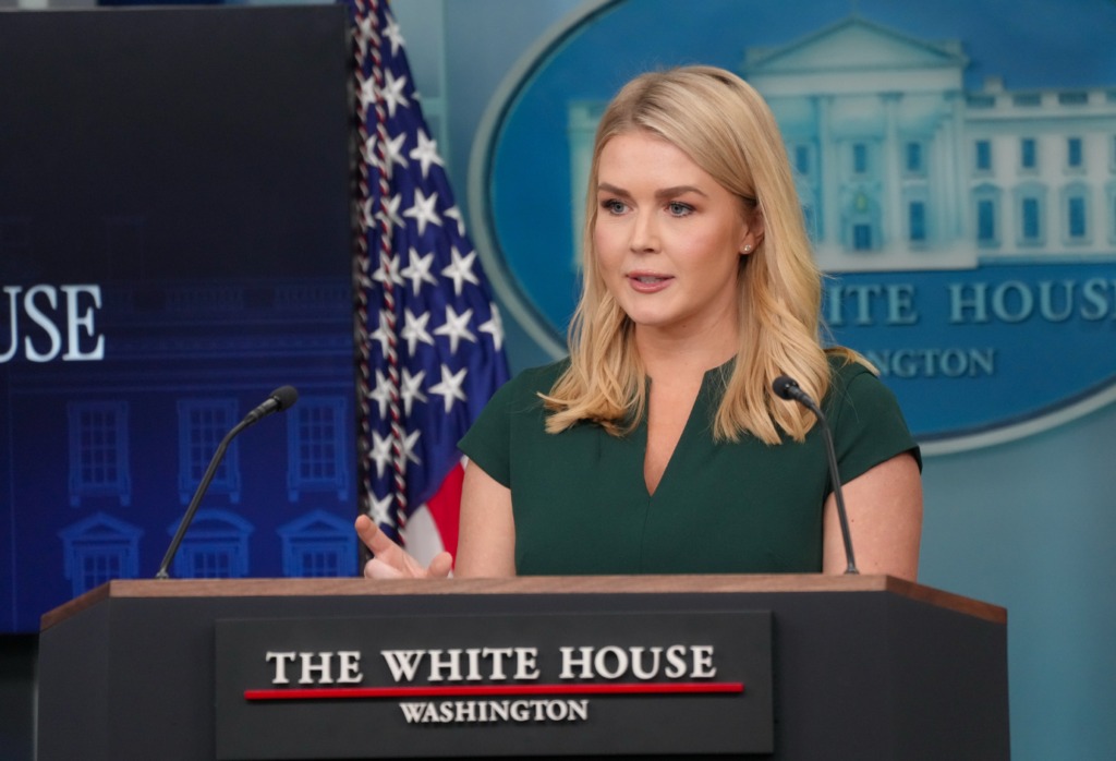 La Administración Trump le restó importancia a críticas del papa León XIV en redes
