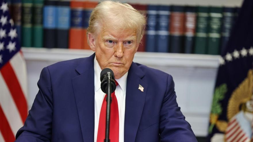 Trump ordenó aumentar la cantidad de agentes a cargo de deportaciones