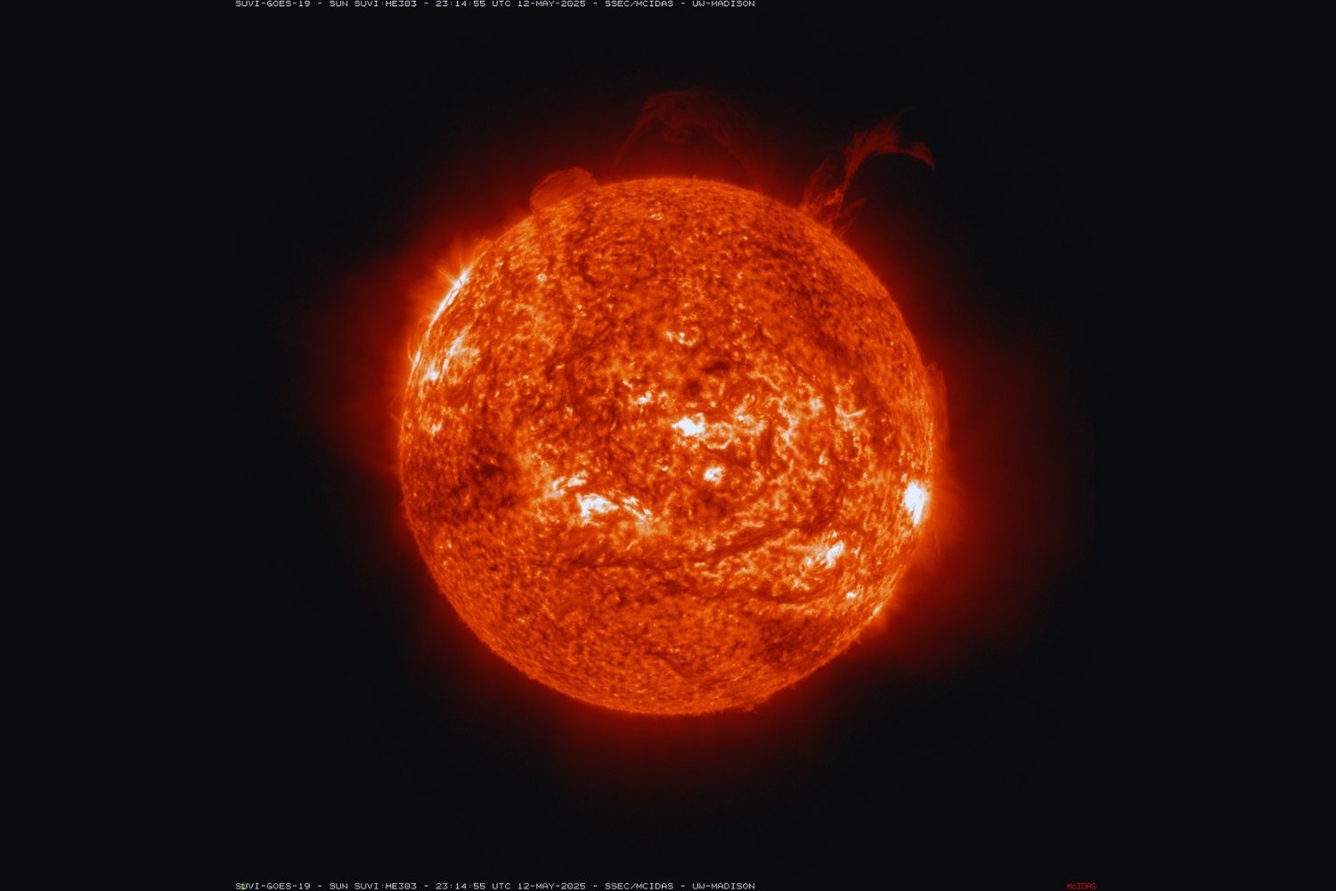 El Sol lanza una erupción de casi un millón de kilómetros: El estallido más inquietante del año que podría afectar la Tierra