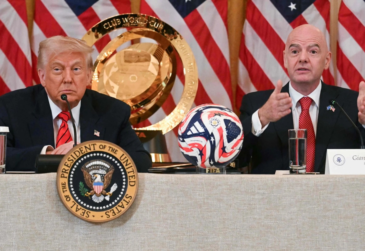 La reacción de Trump al enterarse que la Fifa le prohibió a Rusia acceder al Mundial 2026 (VIDEO)