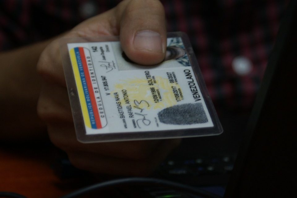 Saime impone nueva traba a pasajeros de vuelos nacionales